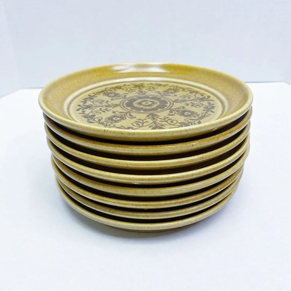 Vintage Set of 8 Homer Laughlin Small Suncrest Plates